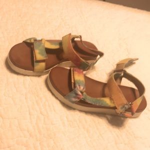 Girls tie-dyed sandals